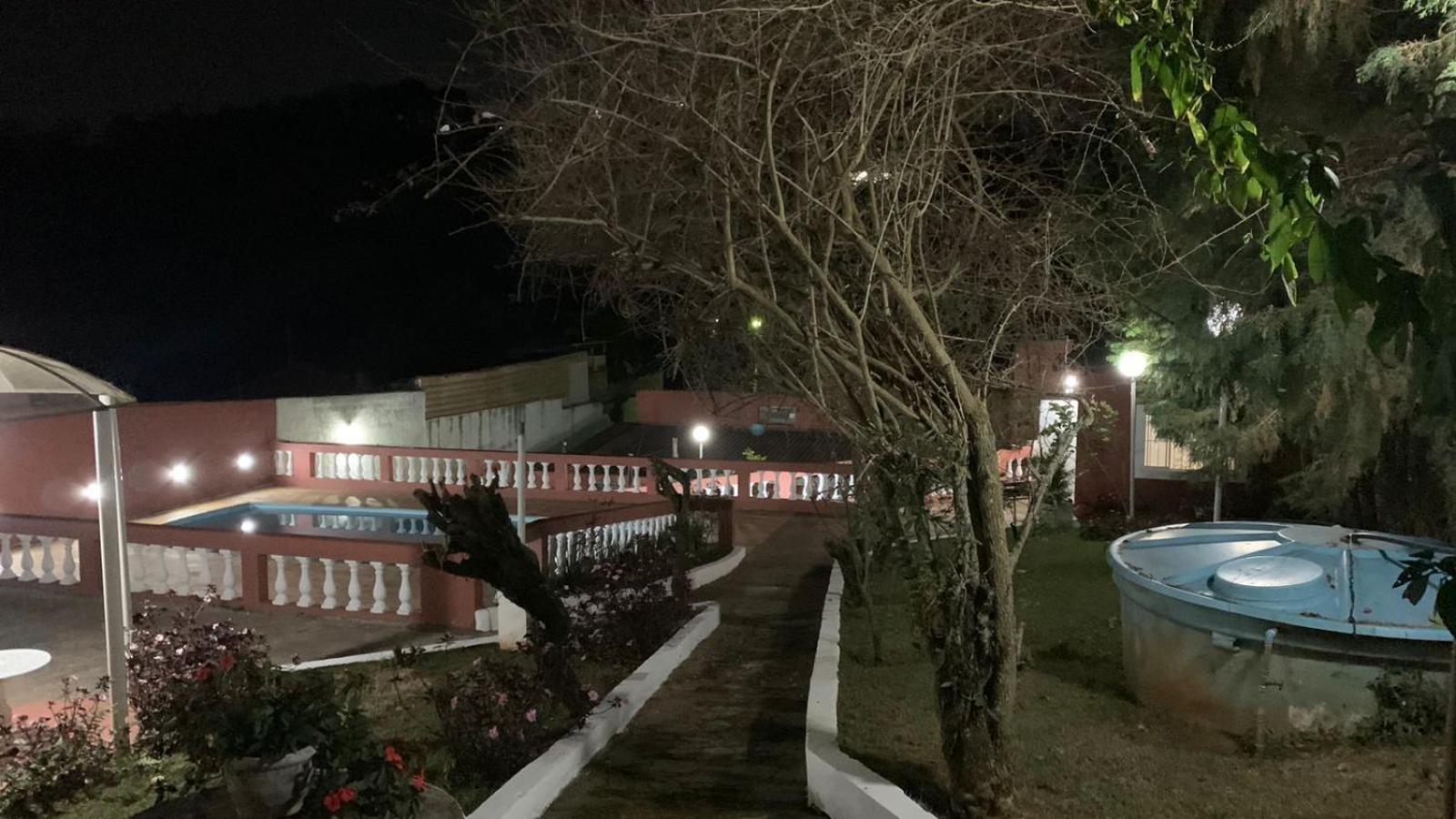 Linda Chacara Com Piscina Churrasqueira E Wi-Fi 迈林克 外观 照片