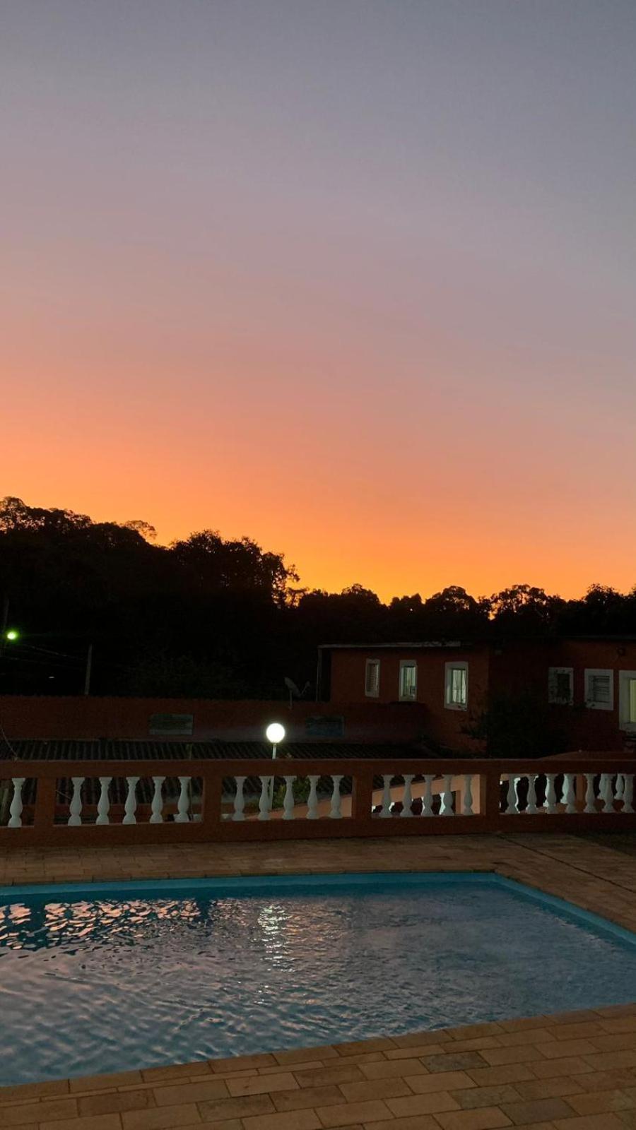 Linda Chacara Com Piscina Churrasqueira E Wi-Fi 迈林克 外观 照片
